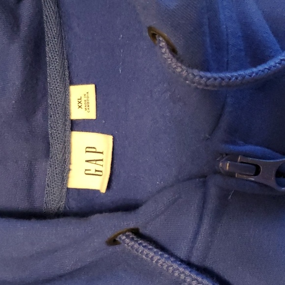 ❄️GAP zip up hoodie❄️ - Picture 5 of 6